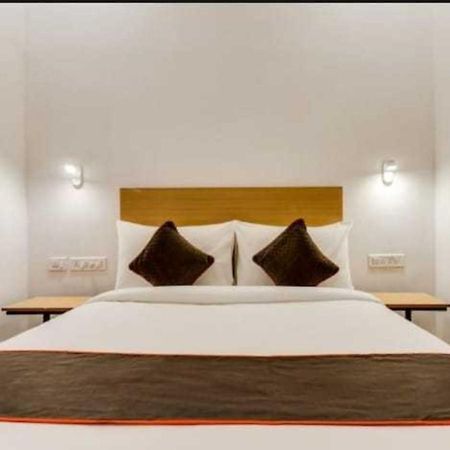 Oyo Shree Balaji Tower Hotel Bhopal Buitenkant foto
