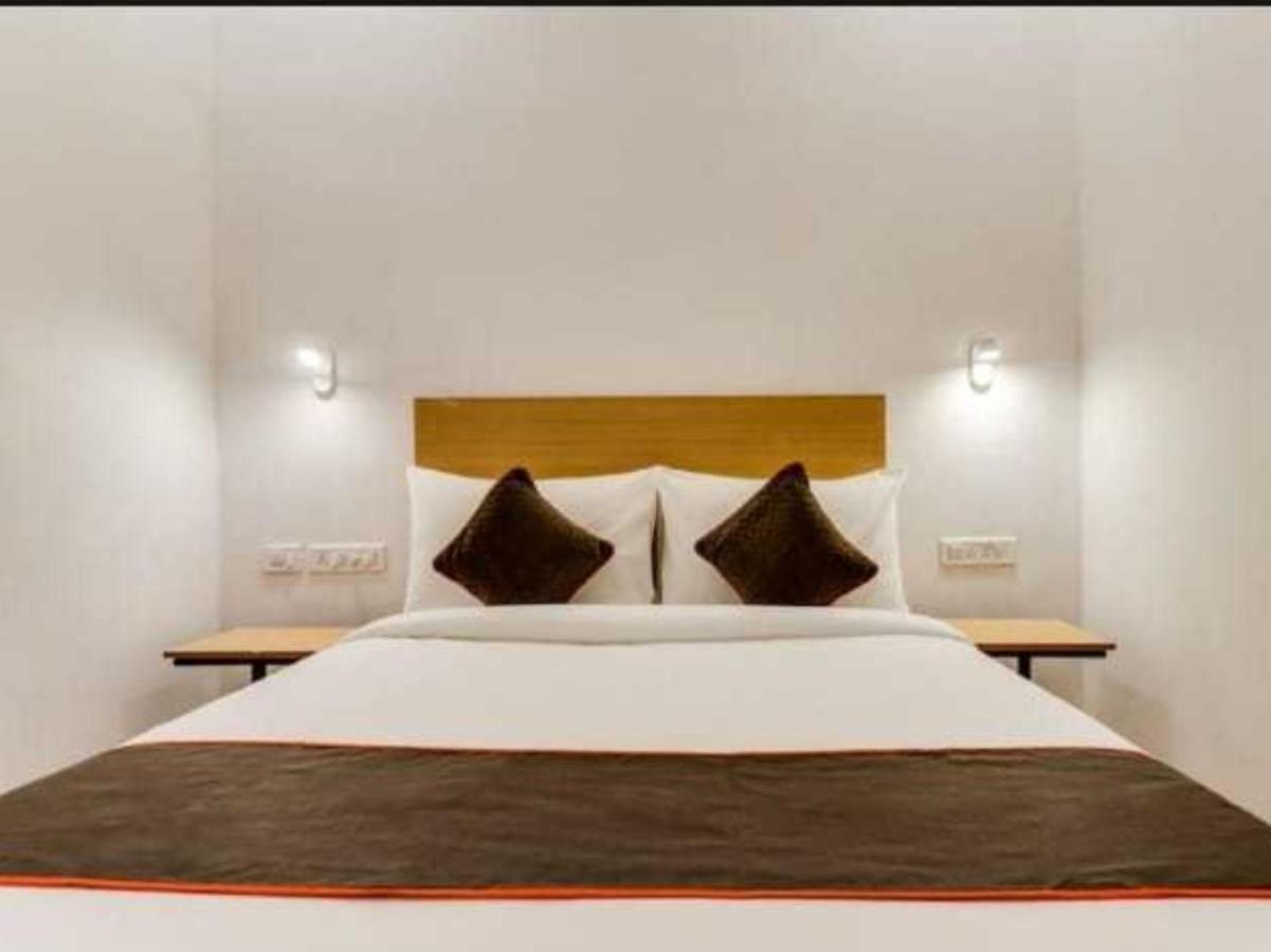 Oyo Shree Balaji Tower Hotel Bhopal Buitenkant foto