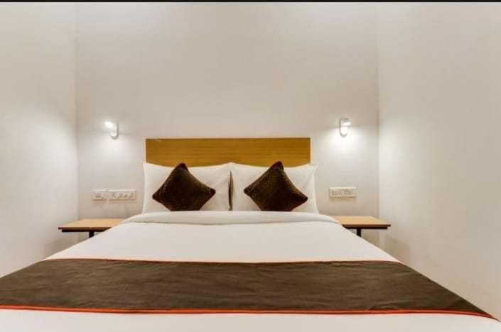 Oyo Shree Balaji Tower Hotel Bhopal Buitenkant foto